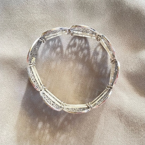 Handmade Elastic Stretch Silver Heart Bracelet Bangle - Picture 2 of 3